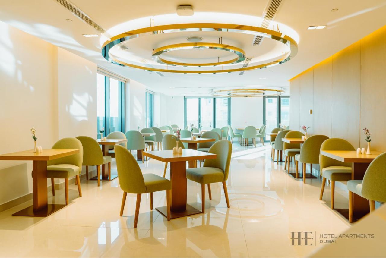 He Hotel Apartments Дубай Екстер'єр фото The restaurant